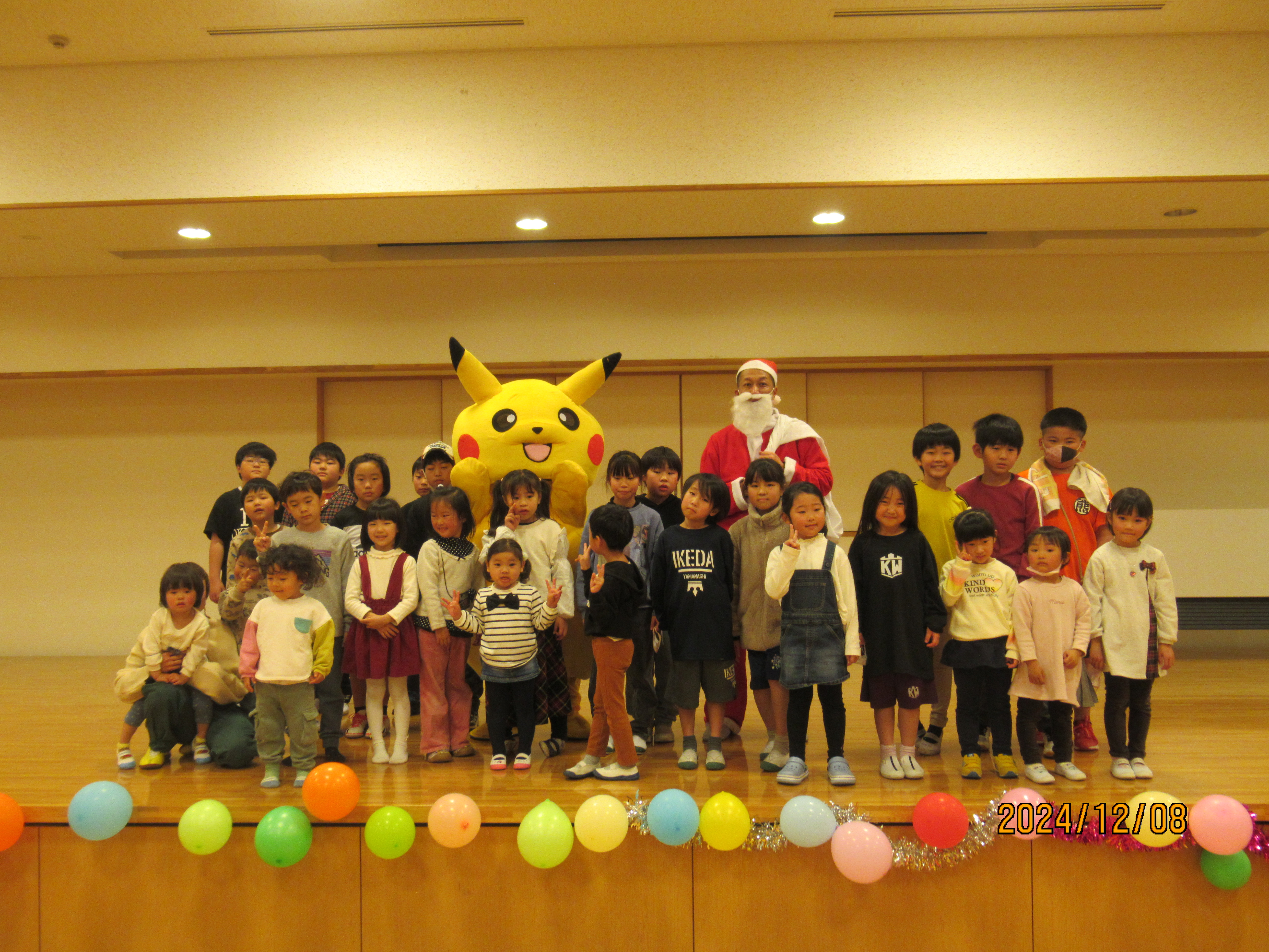 サンタさんと記念撮影の写真